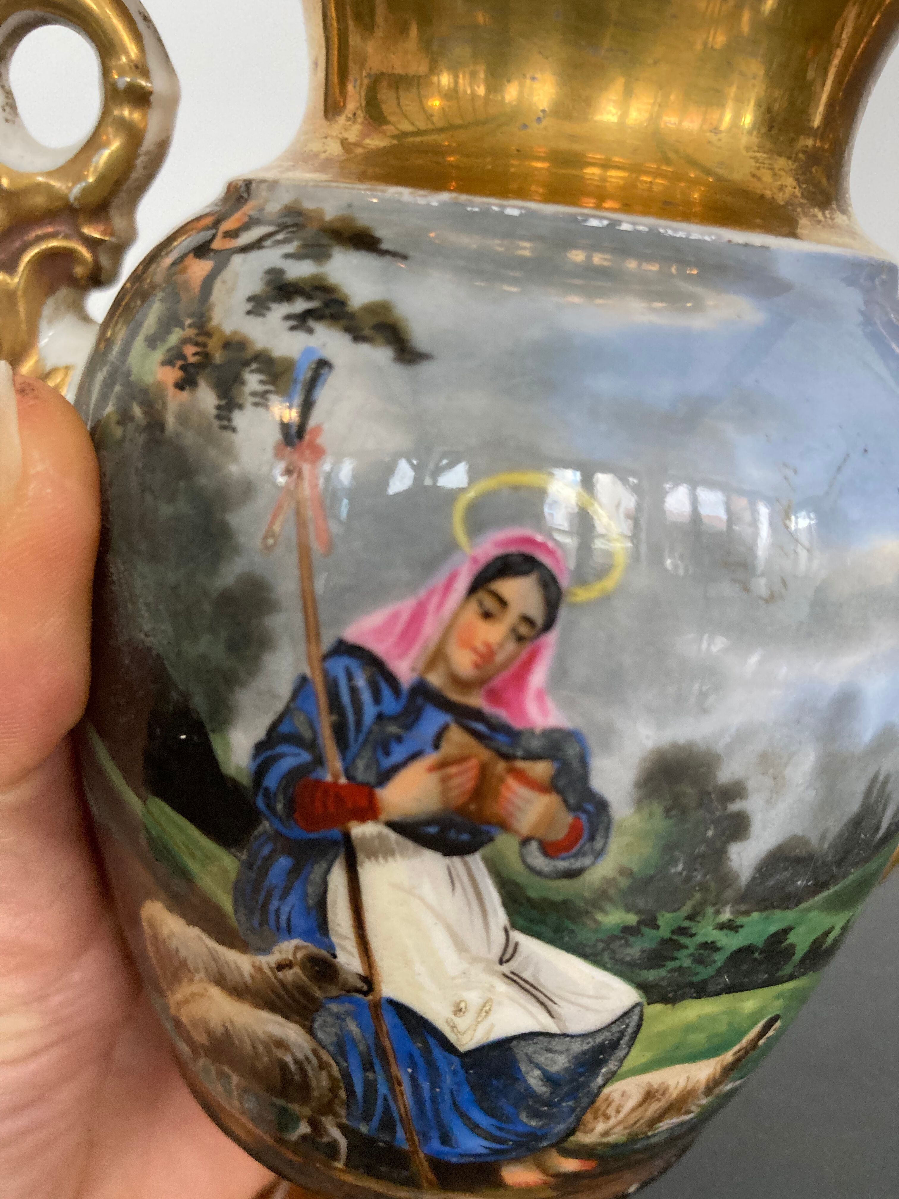 Porcelain vase XIX on pedestal Saint Jeanne