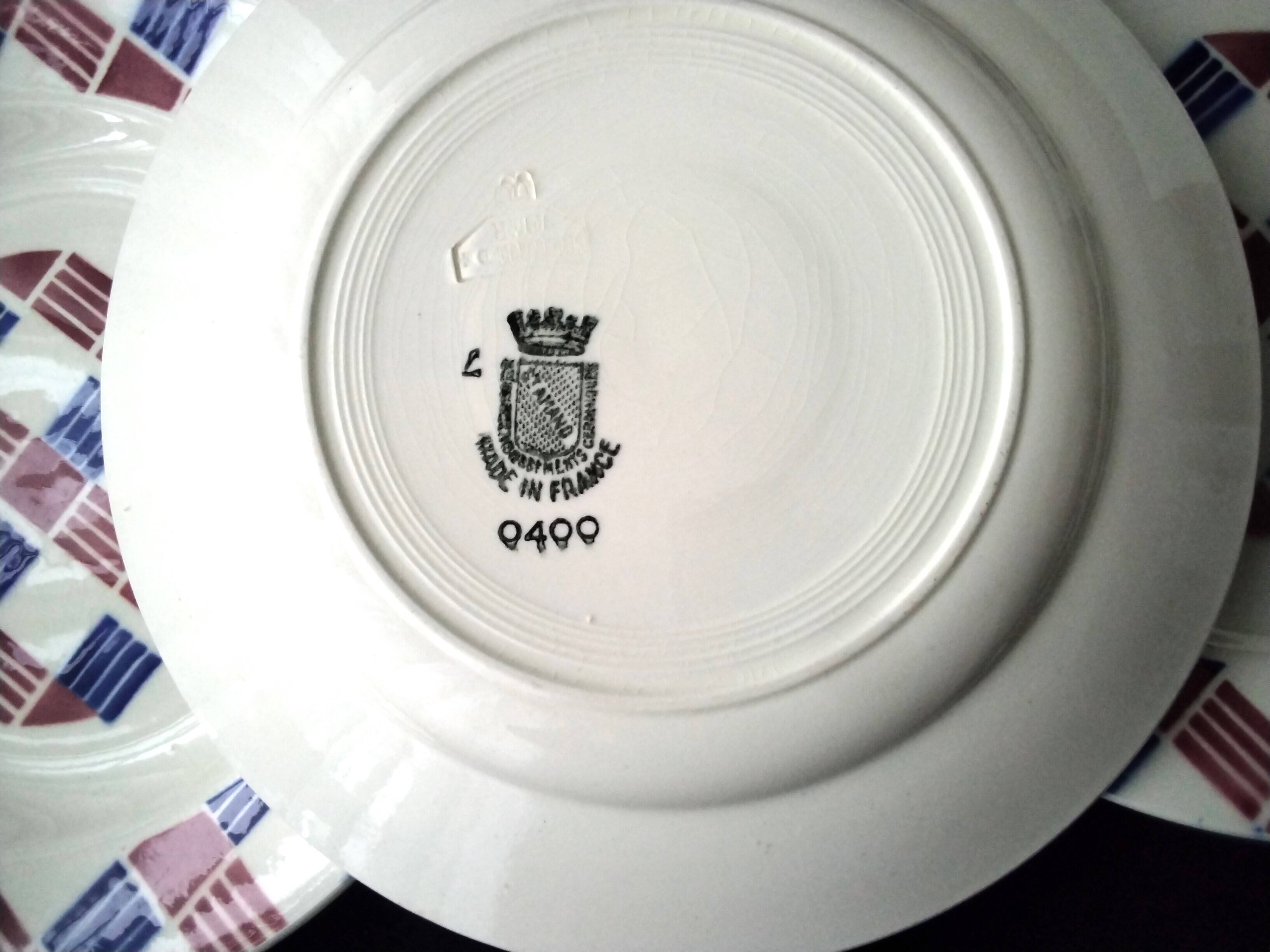 6 flat plates in Saint Amand earthenware Art Deco style