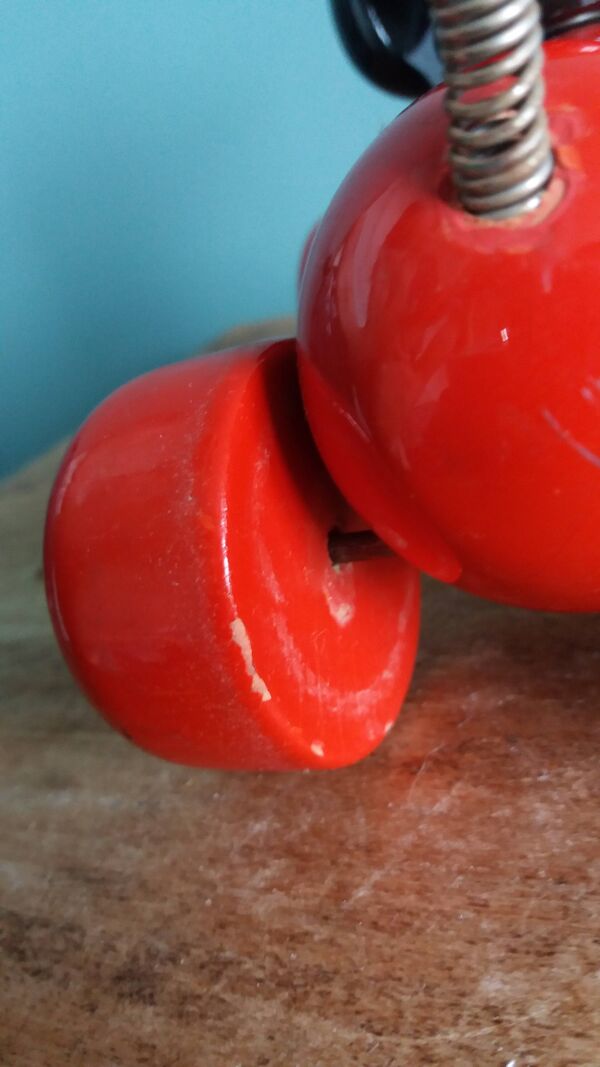 Jouet ancien chien à tirer, Kouvalias, Grèce