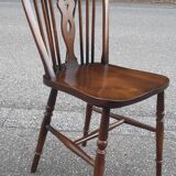 Set of 6 Windsor chairs