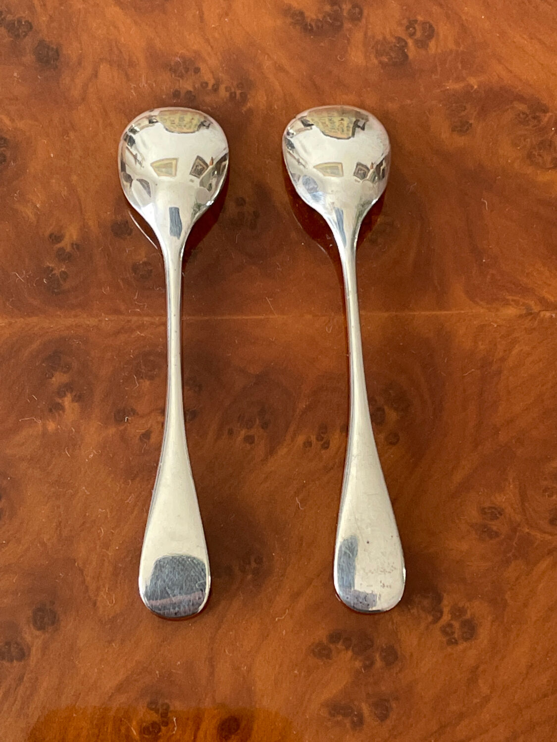 Duo of small salt spoons silver metal.
