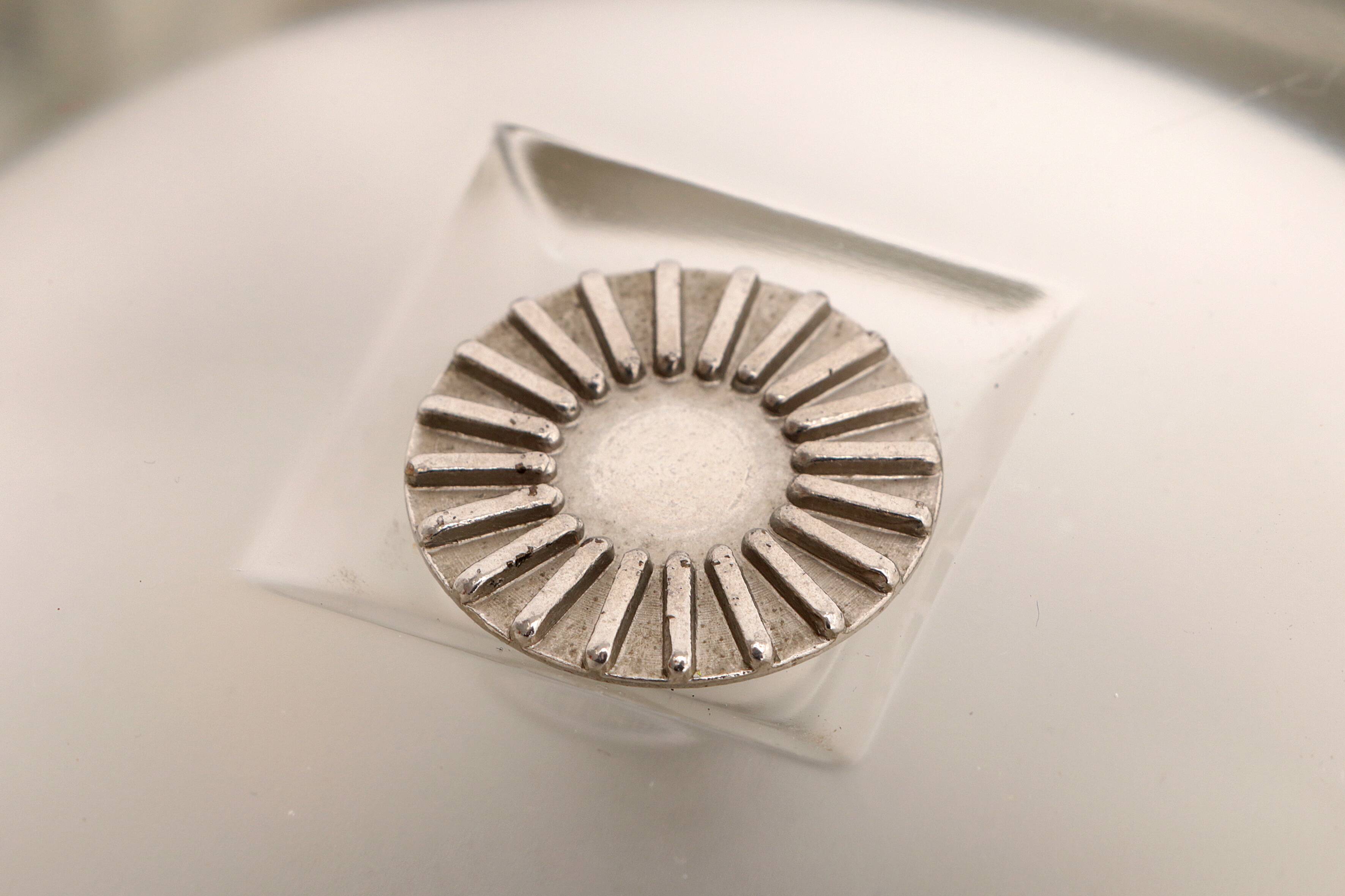 Alessandro Mendini “Cubosfera” Table Lamp Metal Crome Glass 1968 Italy