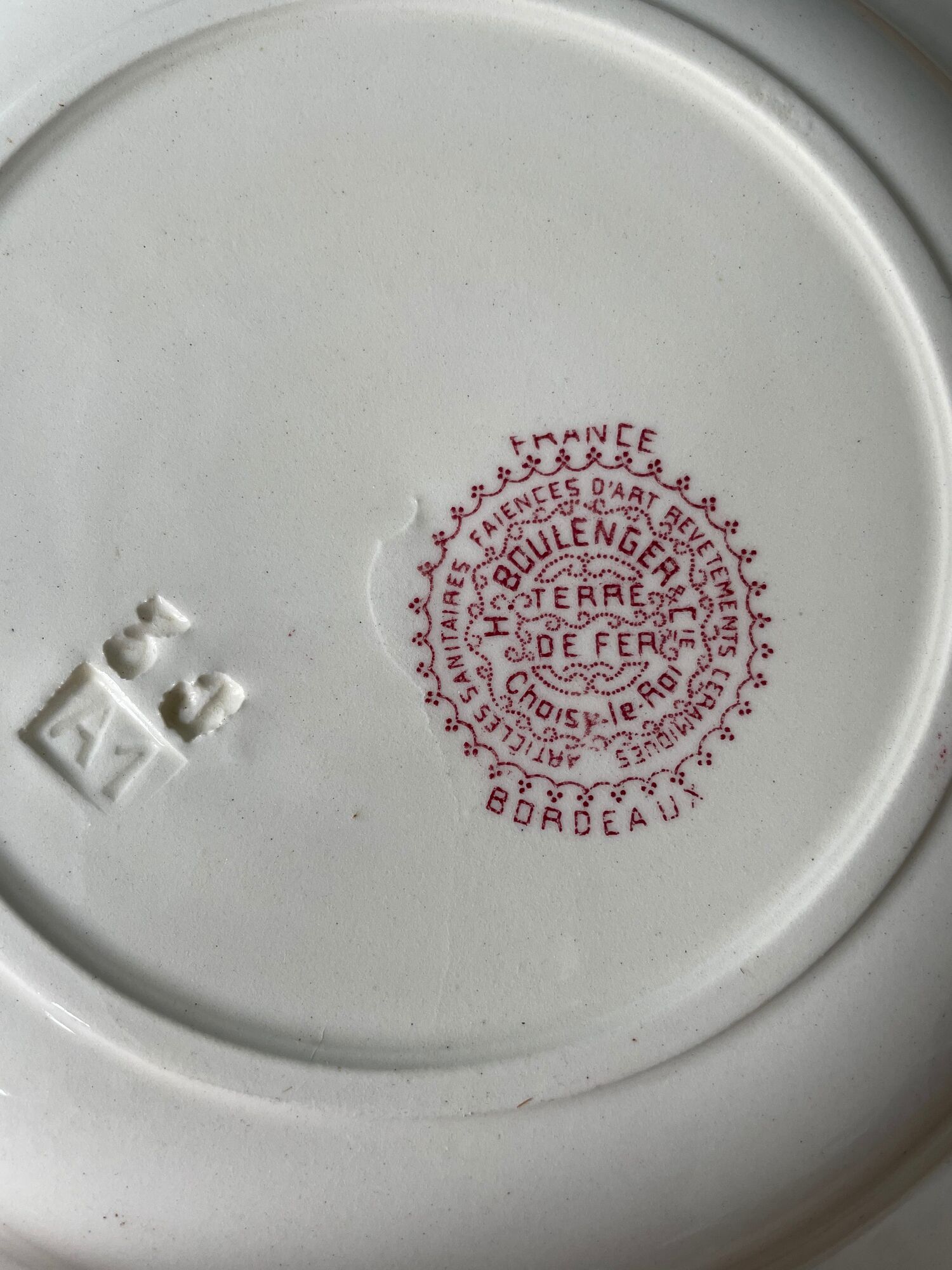 Set of 5 hollow plates Terre de Fer models "Bordeaux" Choisy Le Roi