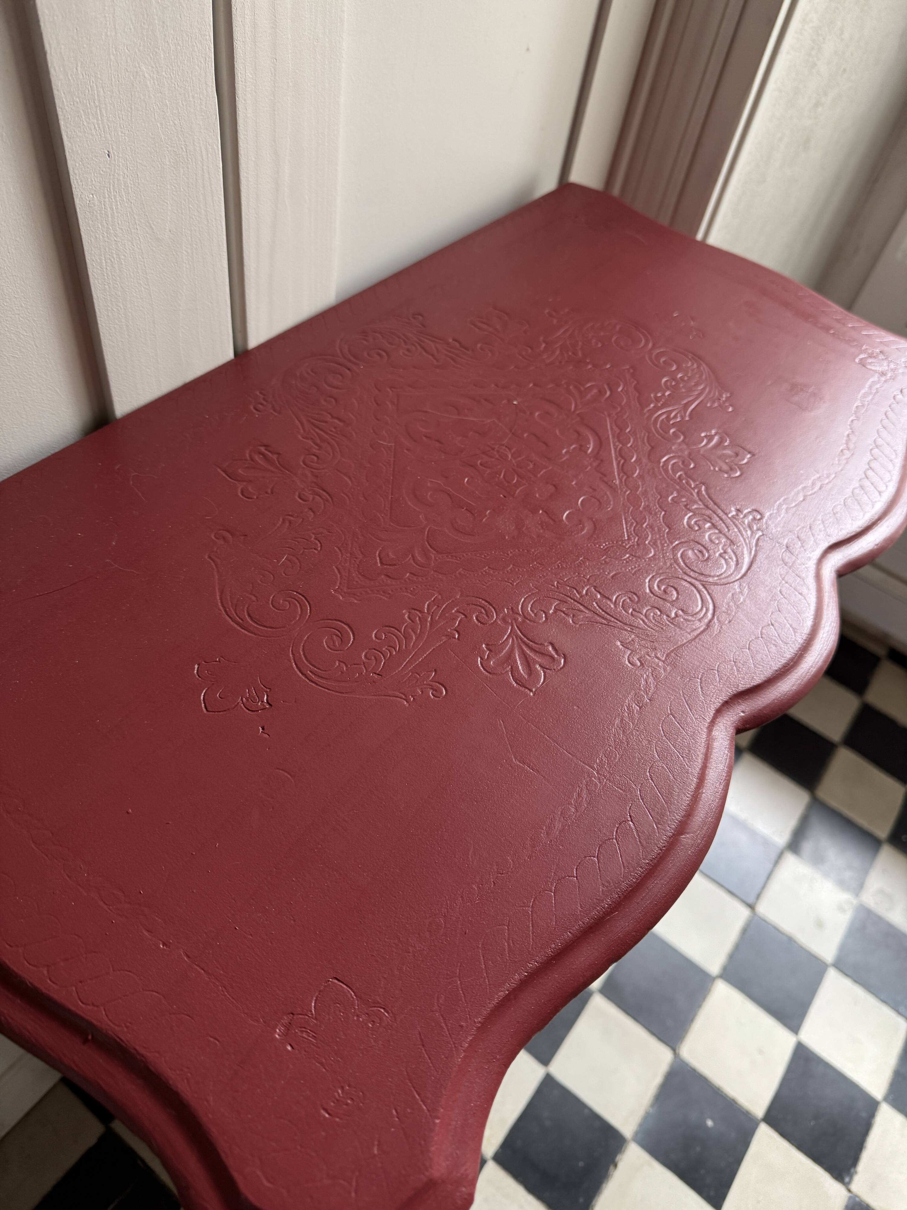 Relief storage furniture