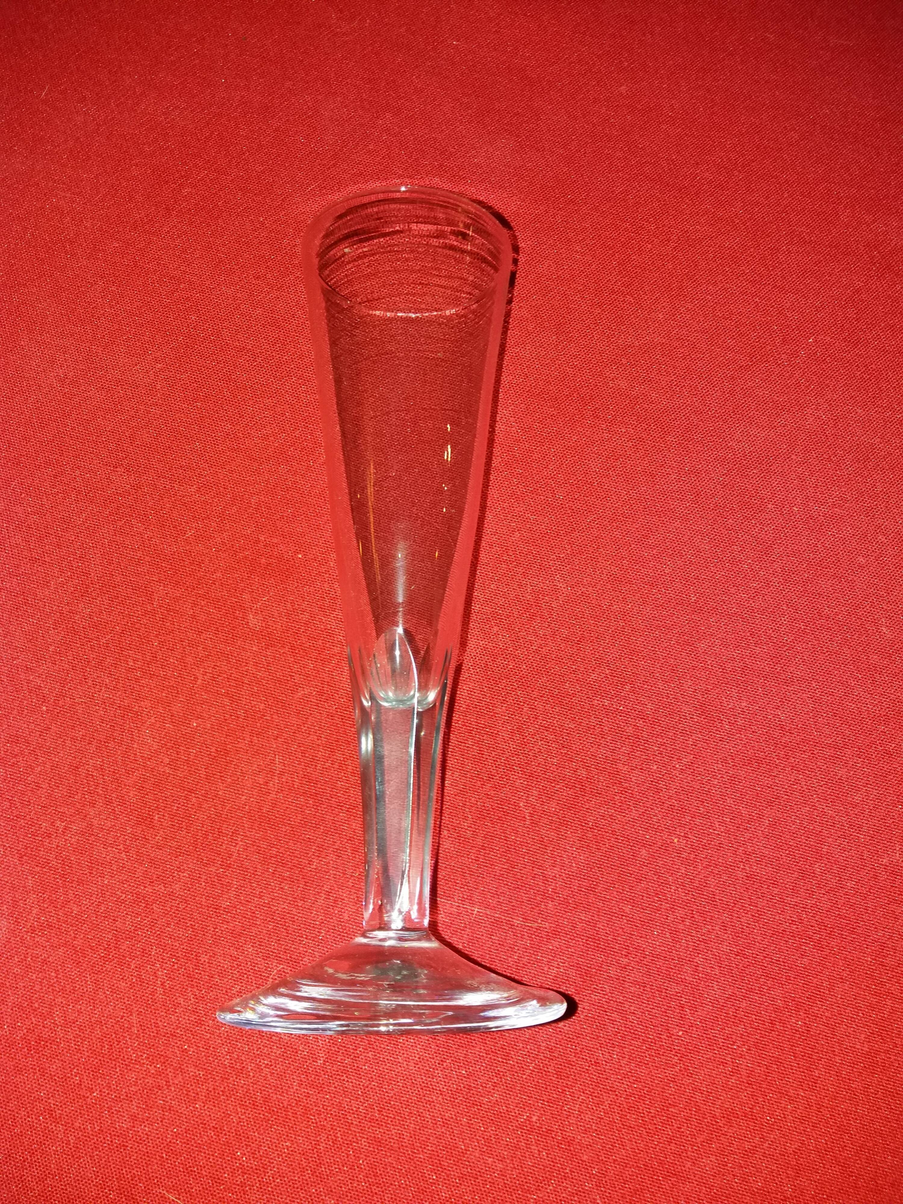 Lot de 8 flûtes de champagne en cristal