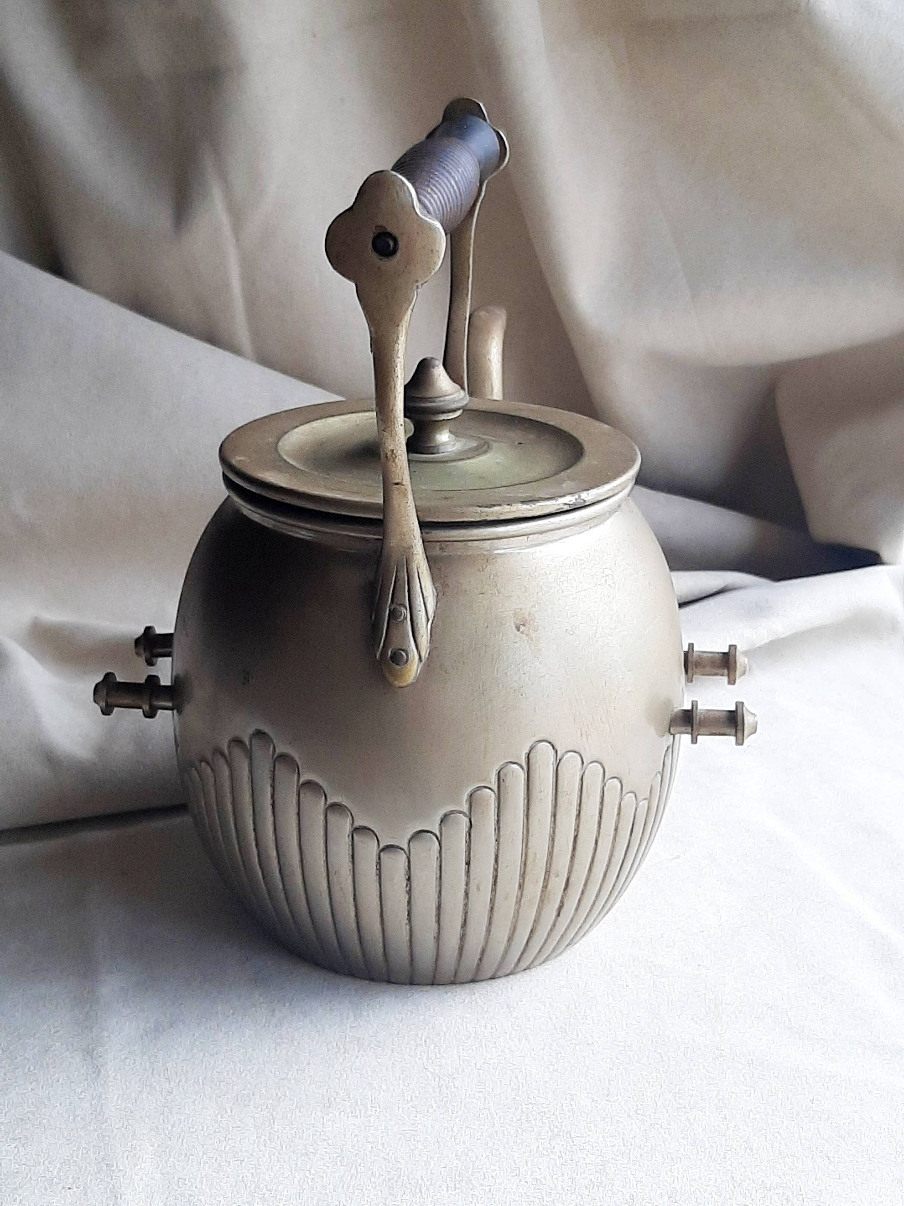 Antique samovar kettle