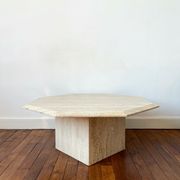 Table basse en travertin