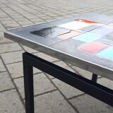 Ceramic coffee table by Juliette Belarti