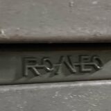 Roneo desk in grey metal
