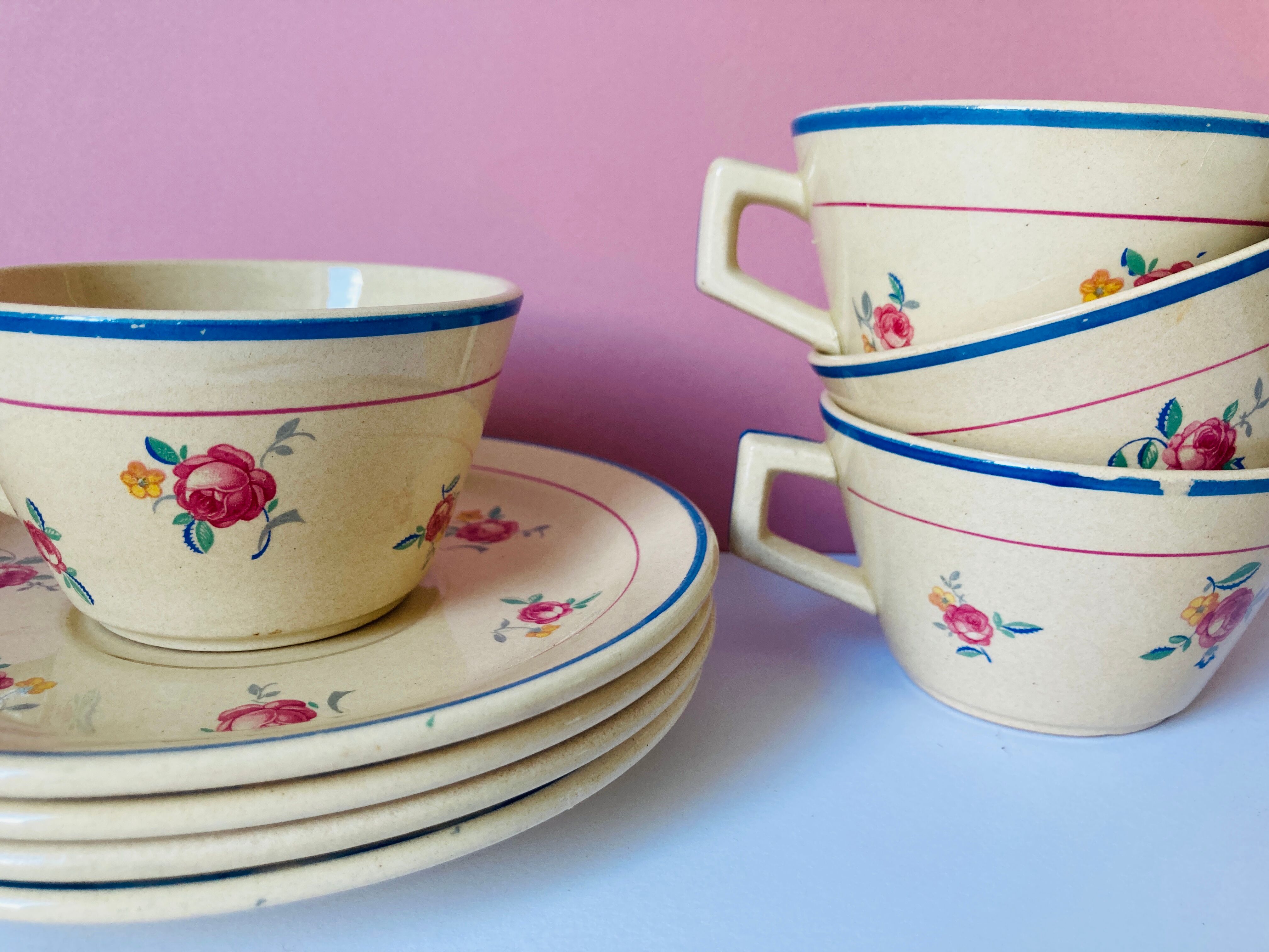 Lot 4 flower coffee cups salins granit france