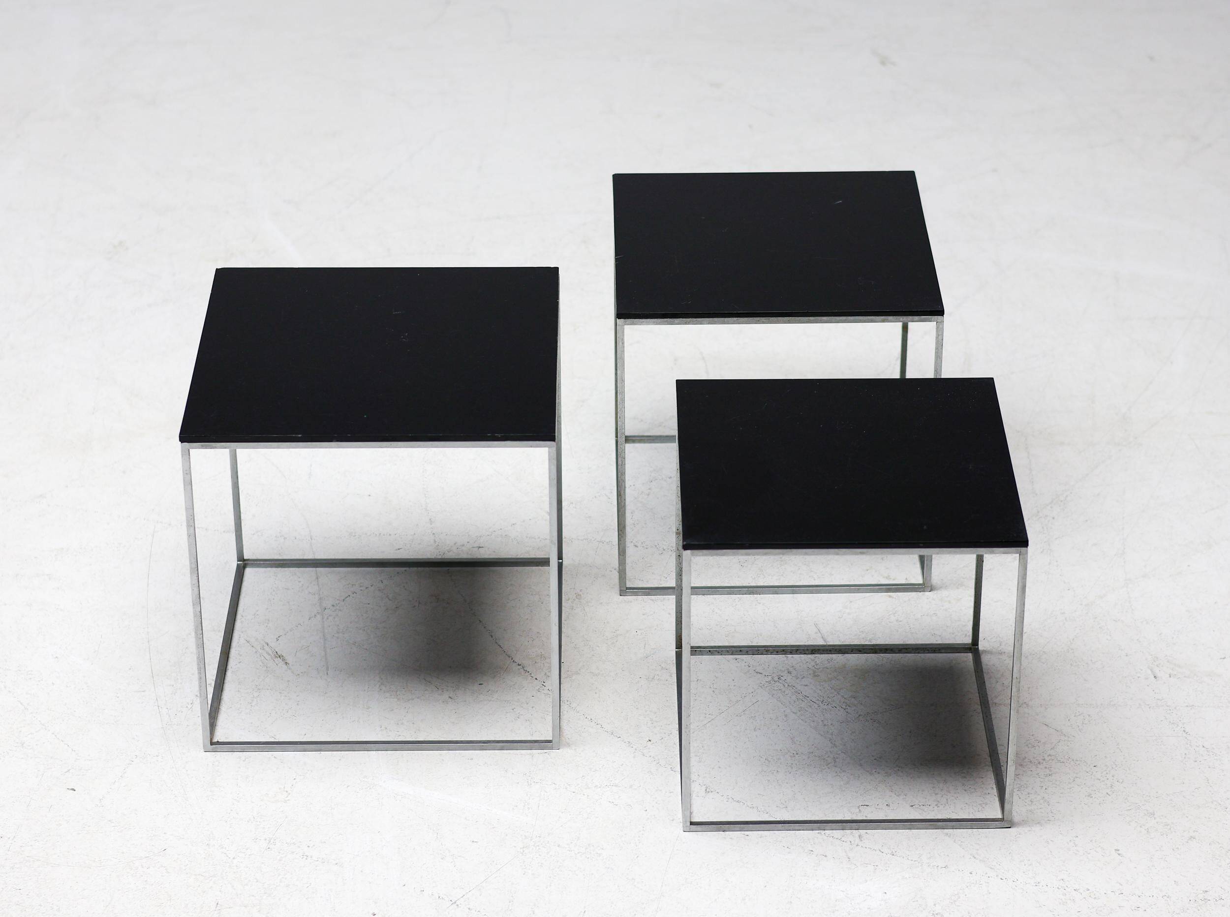 Tables gigognes PK71 de Poul Kjærholm pour E. Kold Christensen, début de la production de 1960