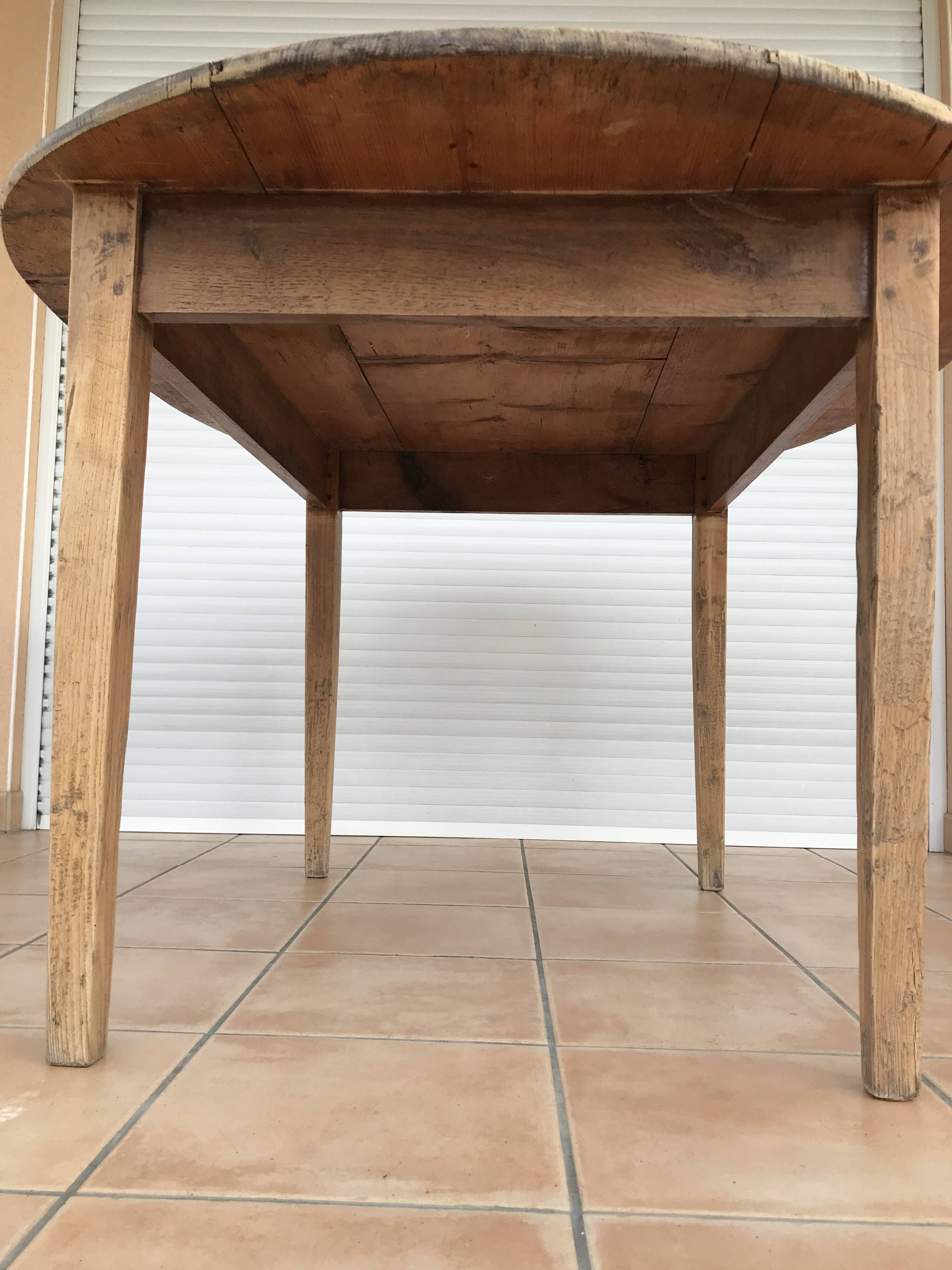 Round Farm Table