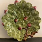 Dish strawberries ceramic slurry