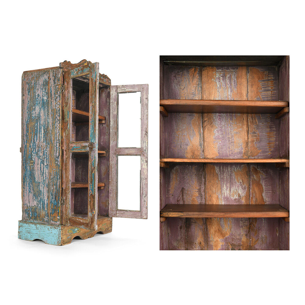 Vitrine en bois patiné