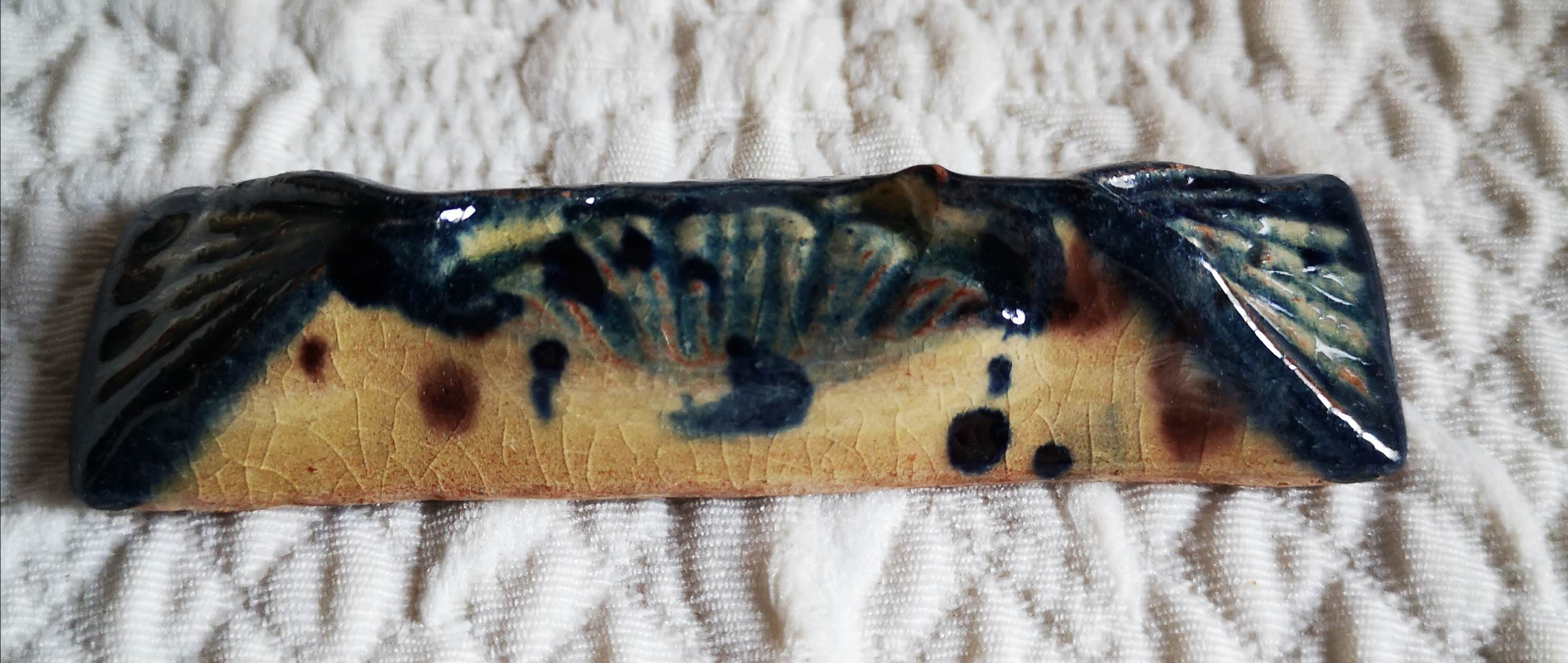 Provençal ceramic knife holder