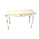 White wooden table