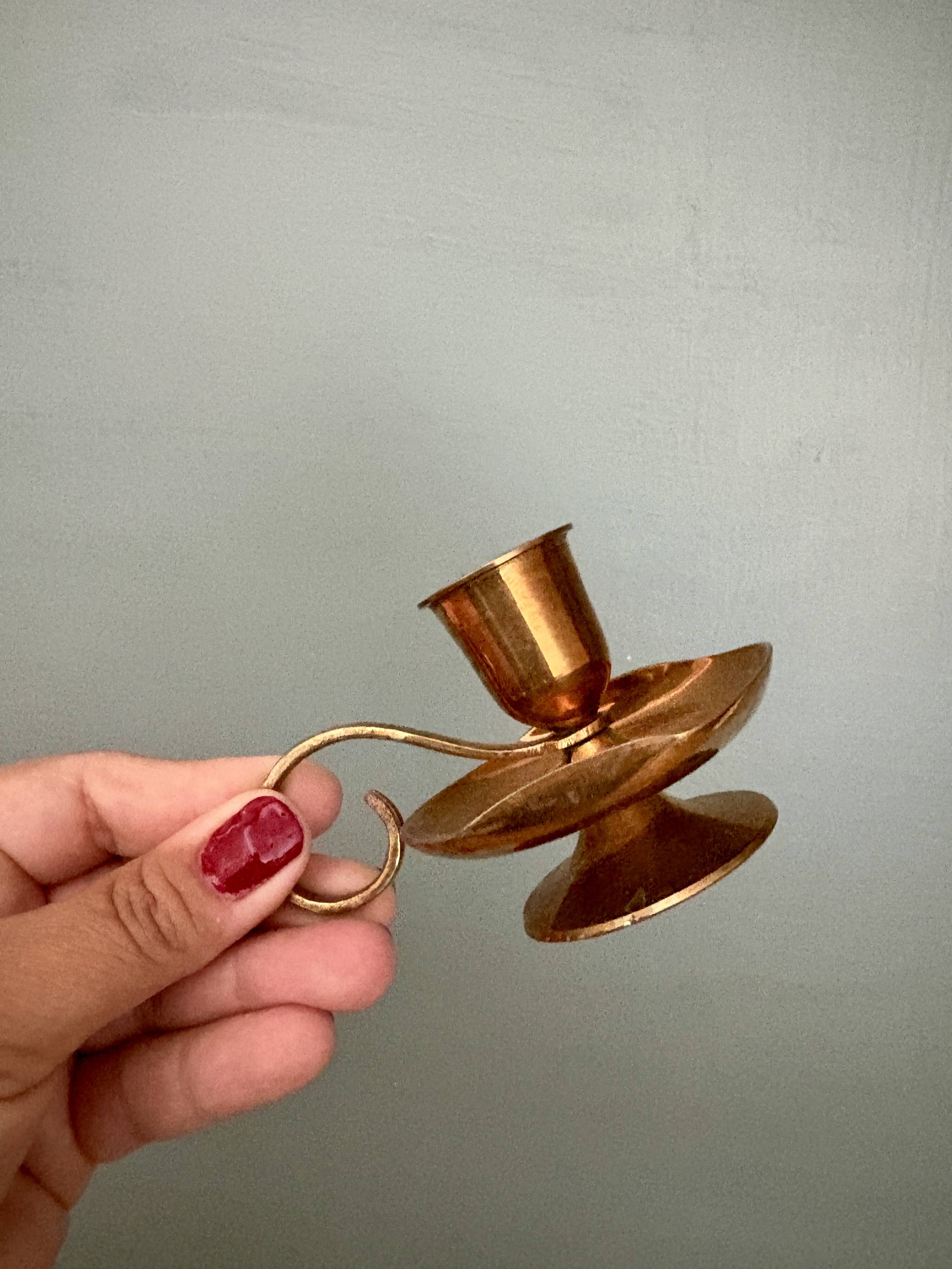 Antique brass candlestick (B3)