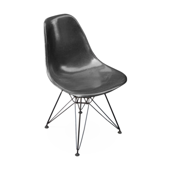 Chair of Charles & Ray Eames Herman Miller foot Eiffel 1960 edition DSR