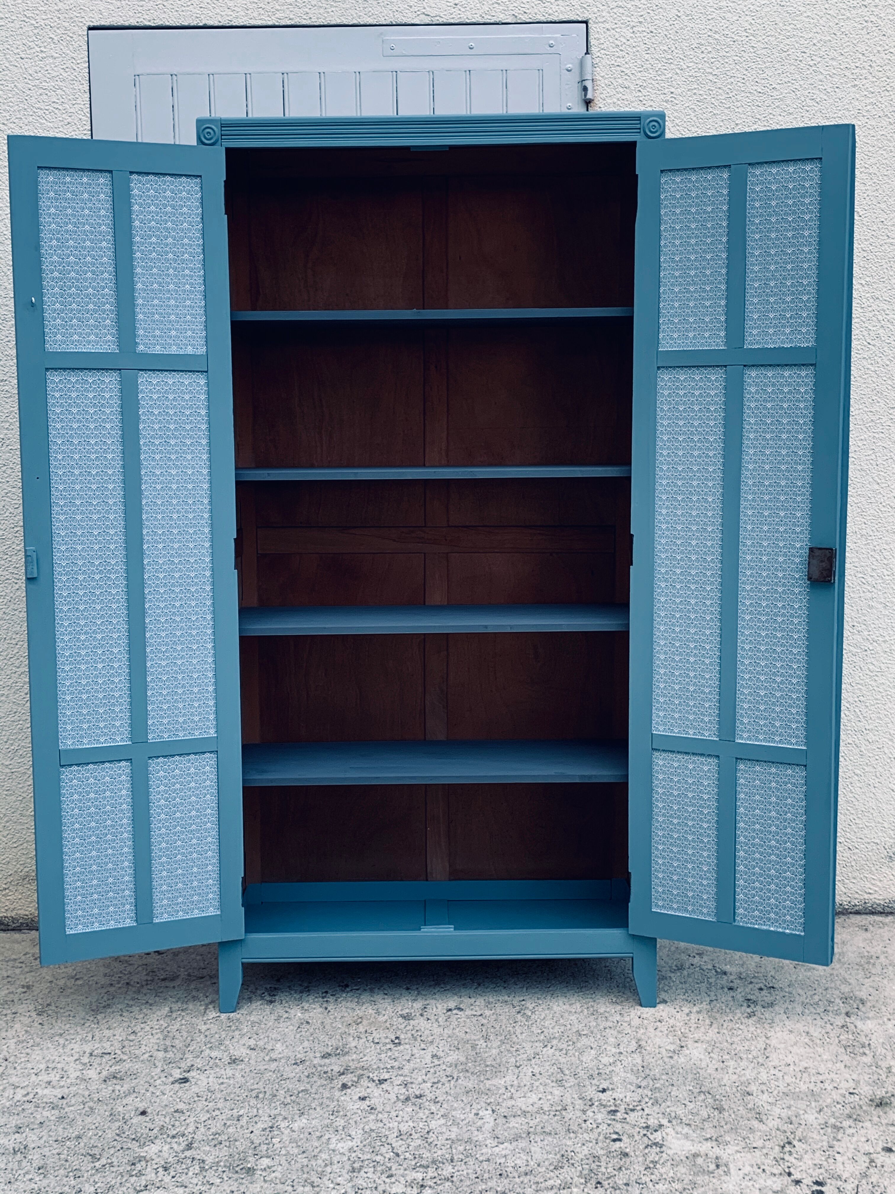 Greyish blue Parisian wardrobe 1940