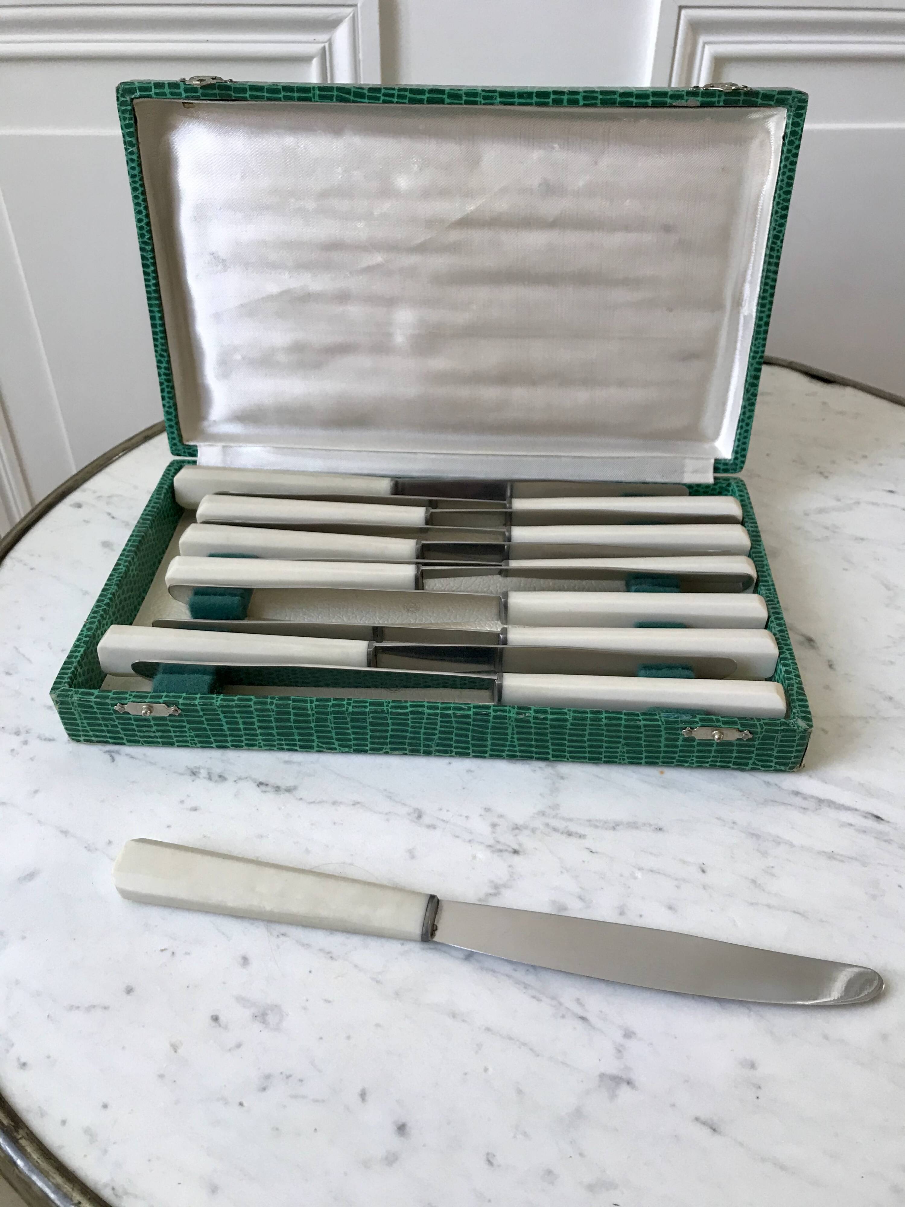 set of 12 bakelite knives from the 60s