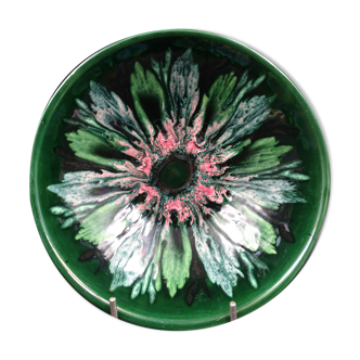 Green faience bowl decorated with multicolored drips around 1970