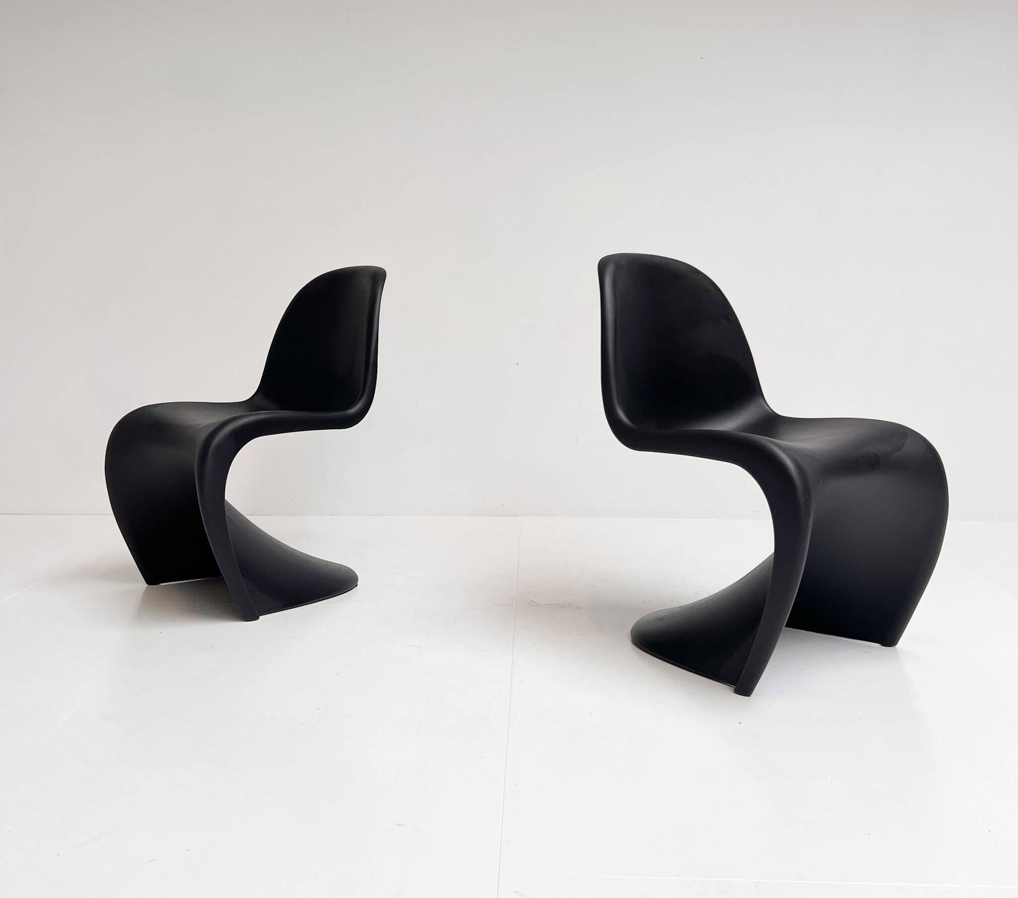 Ensemble de 2 chaises Vitra Verner Panton, après 2000