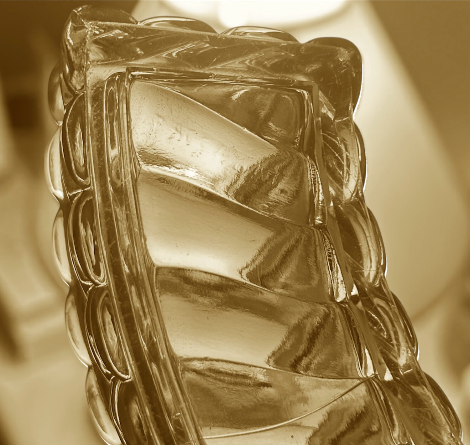 Baccarat signed modular centrepiece in solid crystal.