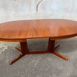 Baumann table for 10 guests