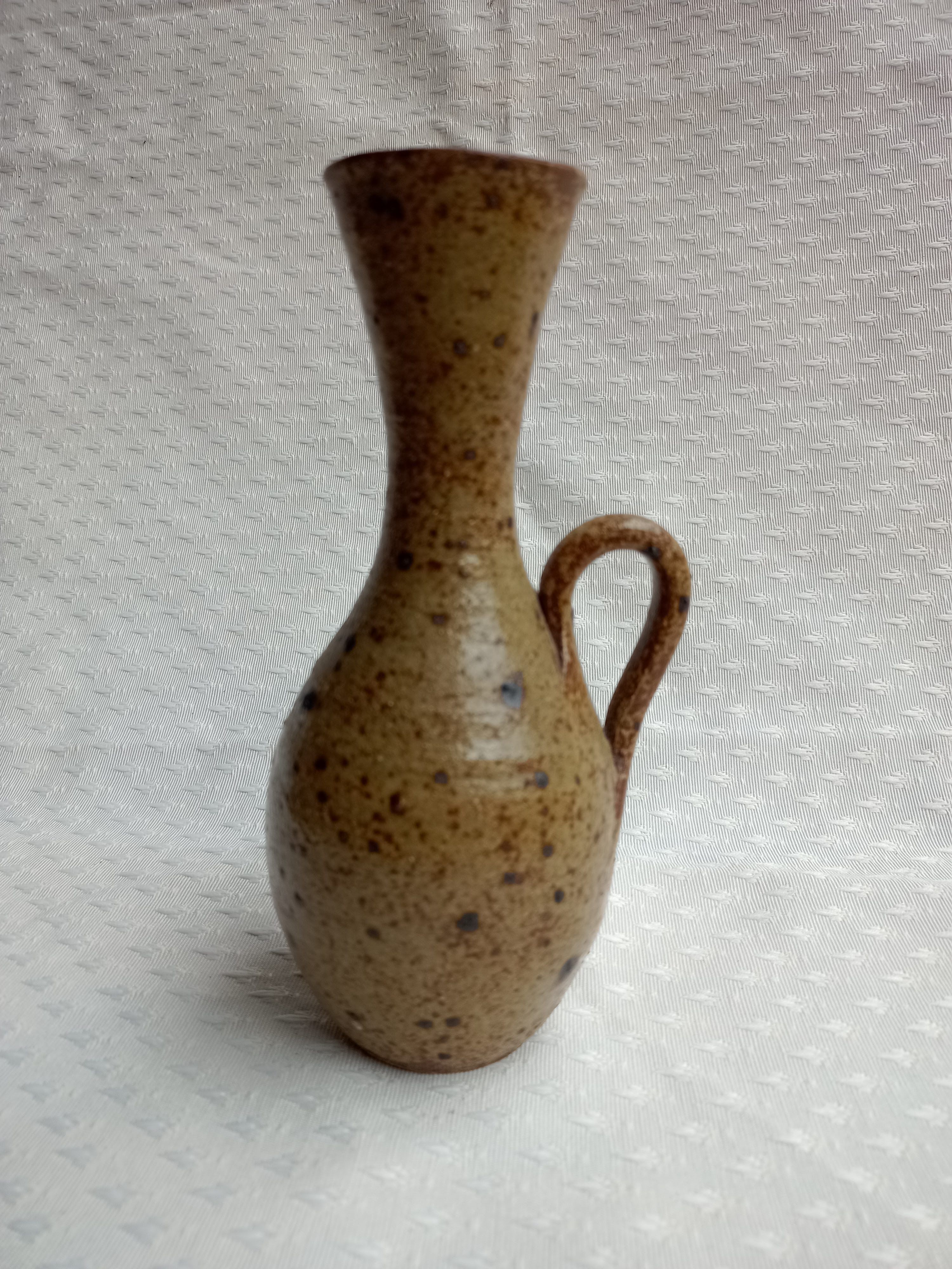 ceramic vase signed Guy Baudat