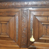 Buffet 4 portes montbeliard XlXeme