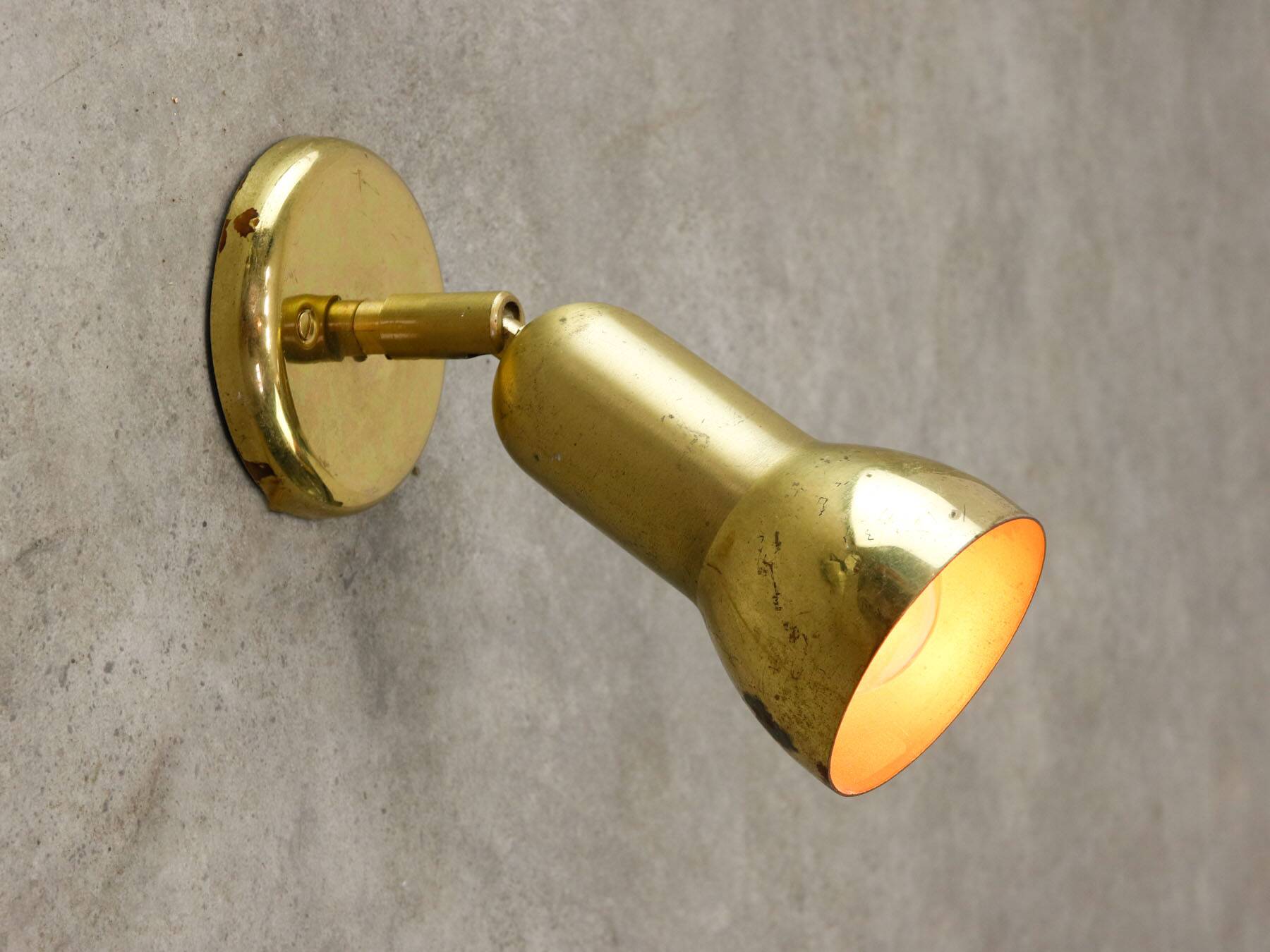 Mid-Century Italian Brass Wall Reflector Lamp, 1960s