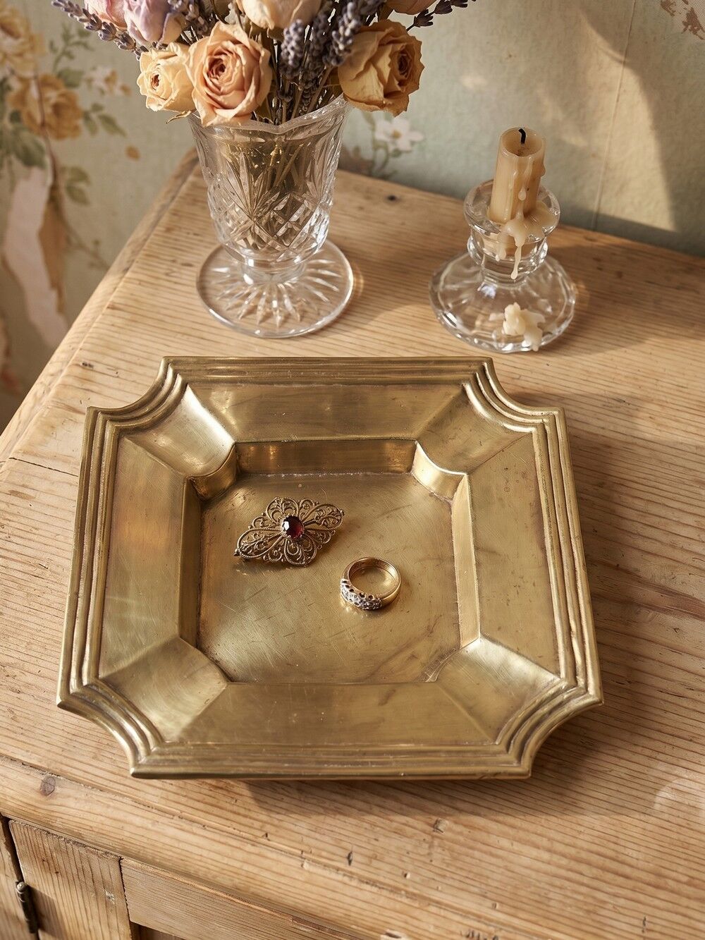Art Deco brass catchall or ashtray, geometric, 1930s-1940s