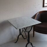 Square bistro table in white marble and cast iron