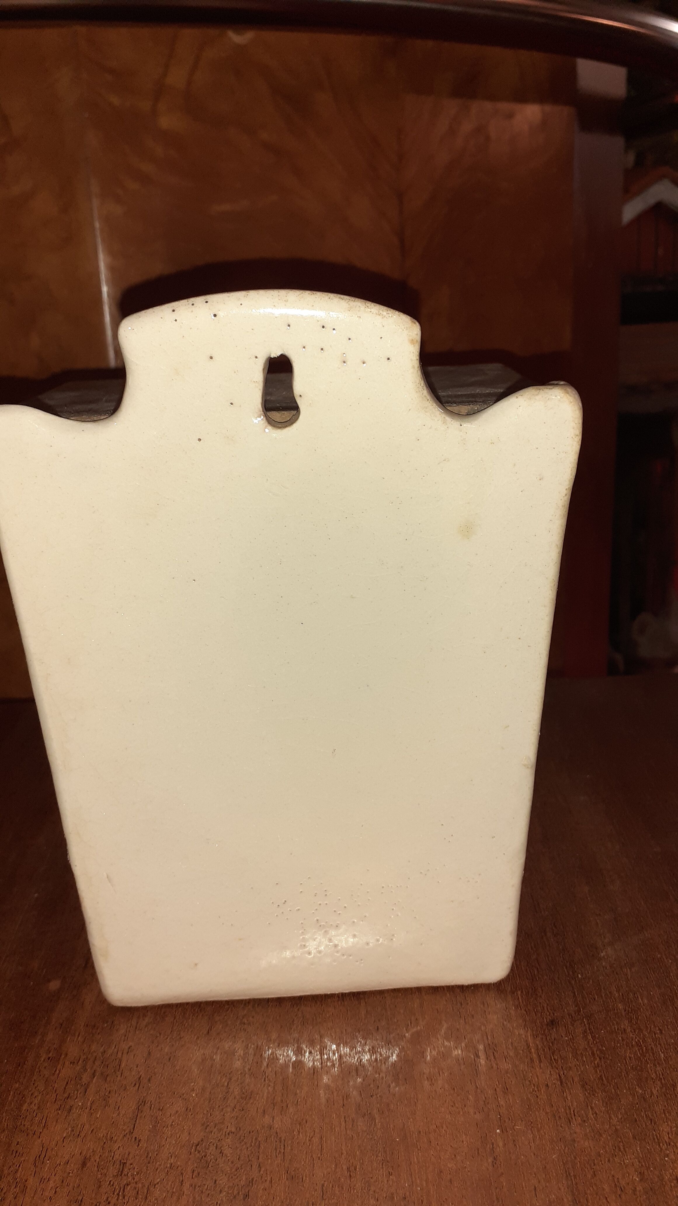 Salt box in faience and wood