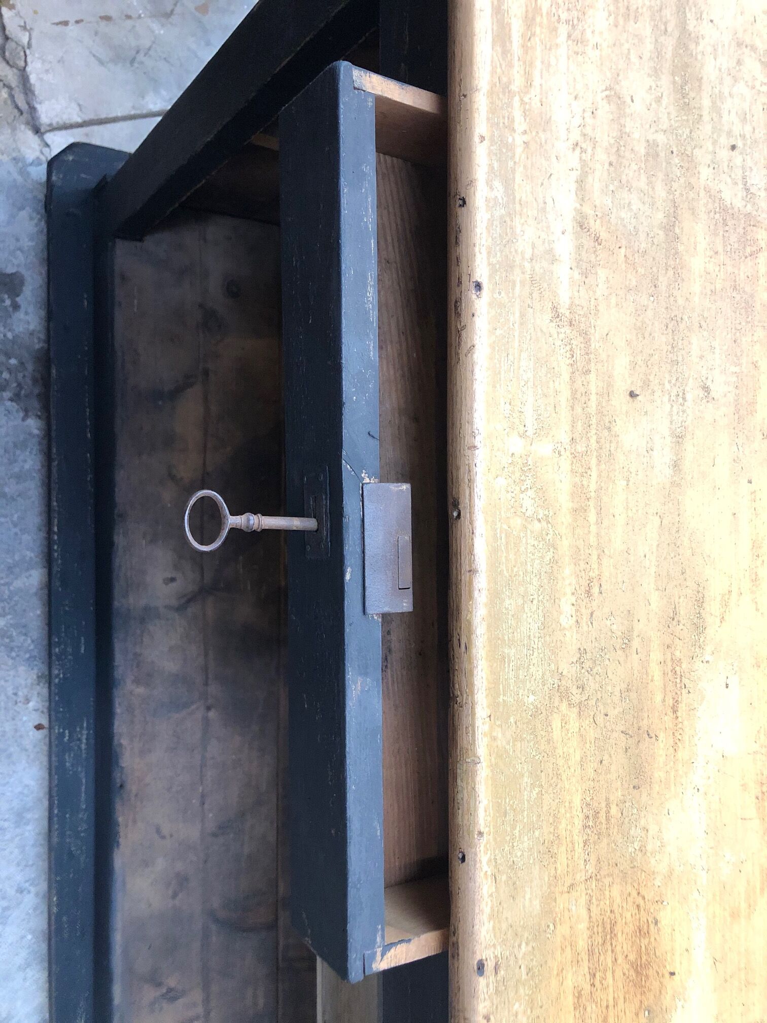 Former skidded trading post