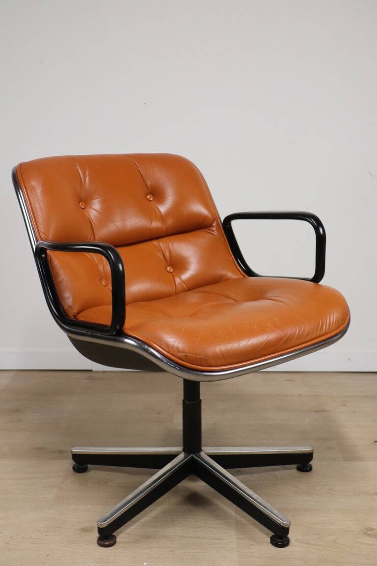 Charles Pollock leather office chair, Knoll edition, 1970