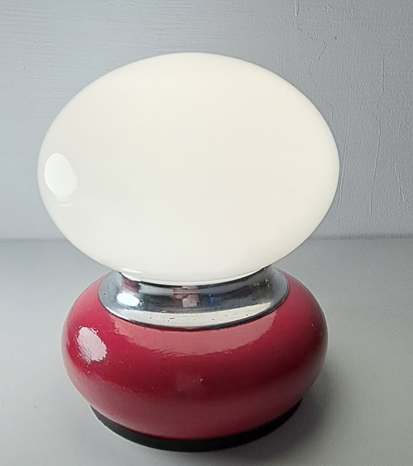 Pair of vintage bedside lamps