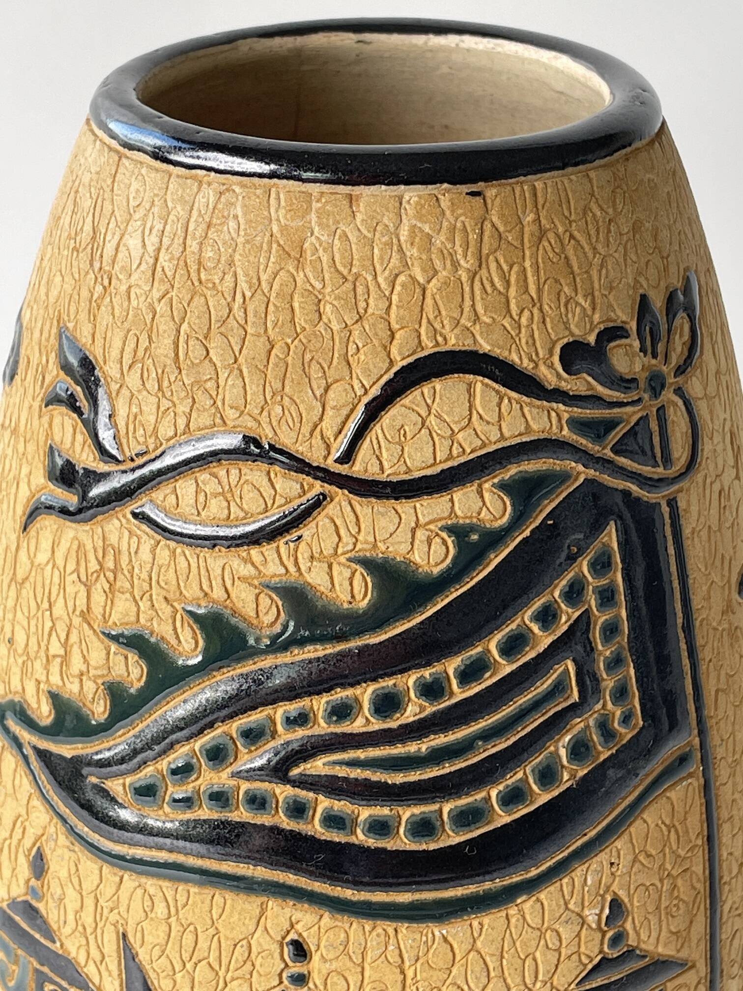 Vintage ceramic art studio vase Dona Saigon Vietnam 1970s