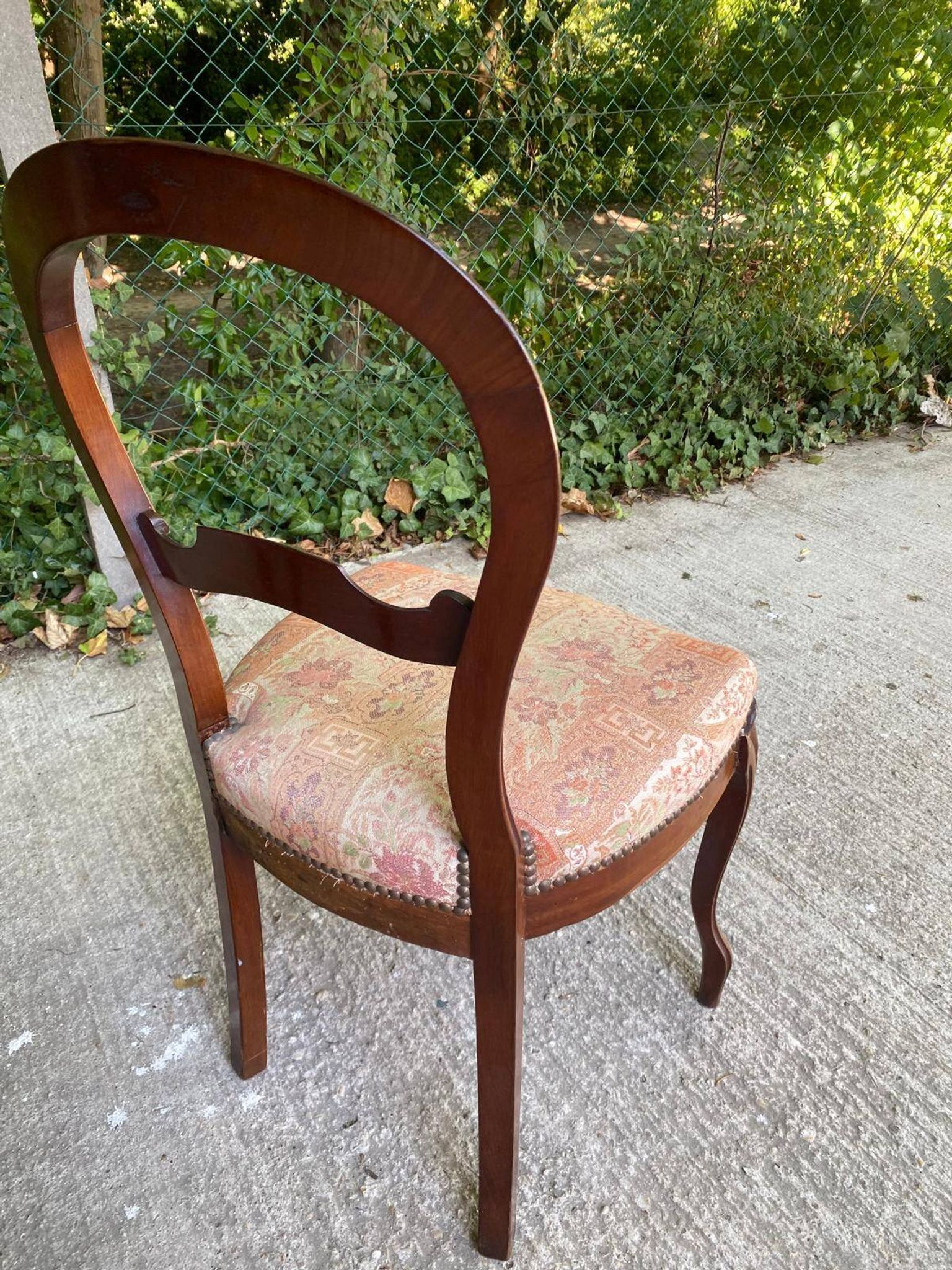 2 chaises louis Philippe bois massif courbé et tissu écru