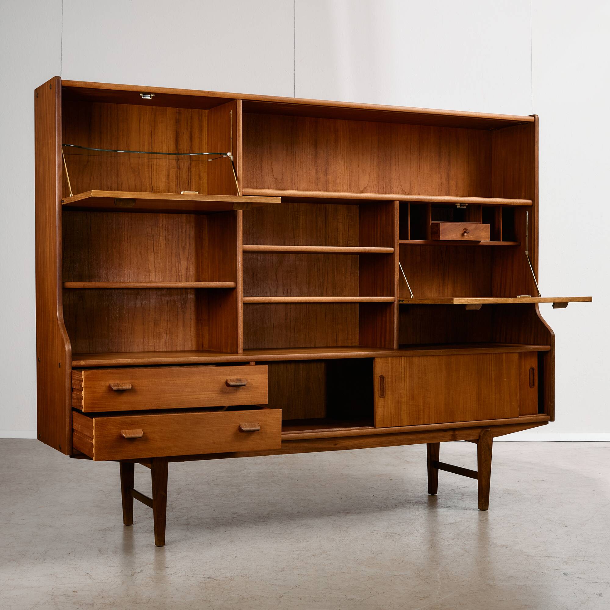 Mid-Century Teak Highboard with Sculpted Legs, Storage and Glass Shelf, 1960s