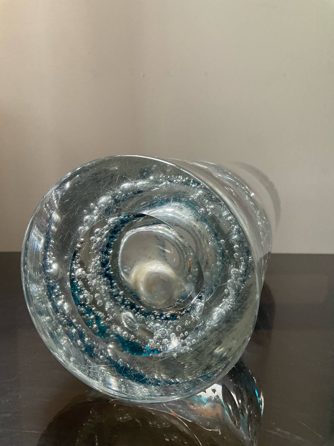 Vintage cylindrical crystal vase with inclusion