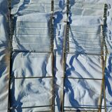 2 invisible folding chairs in metal and transparent plexiglass