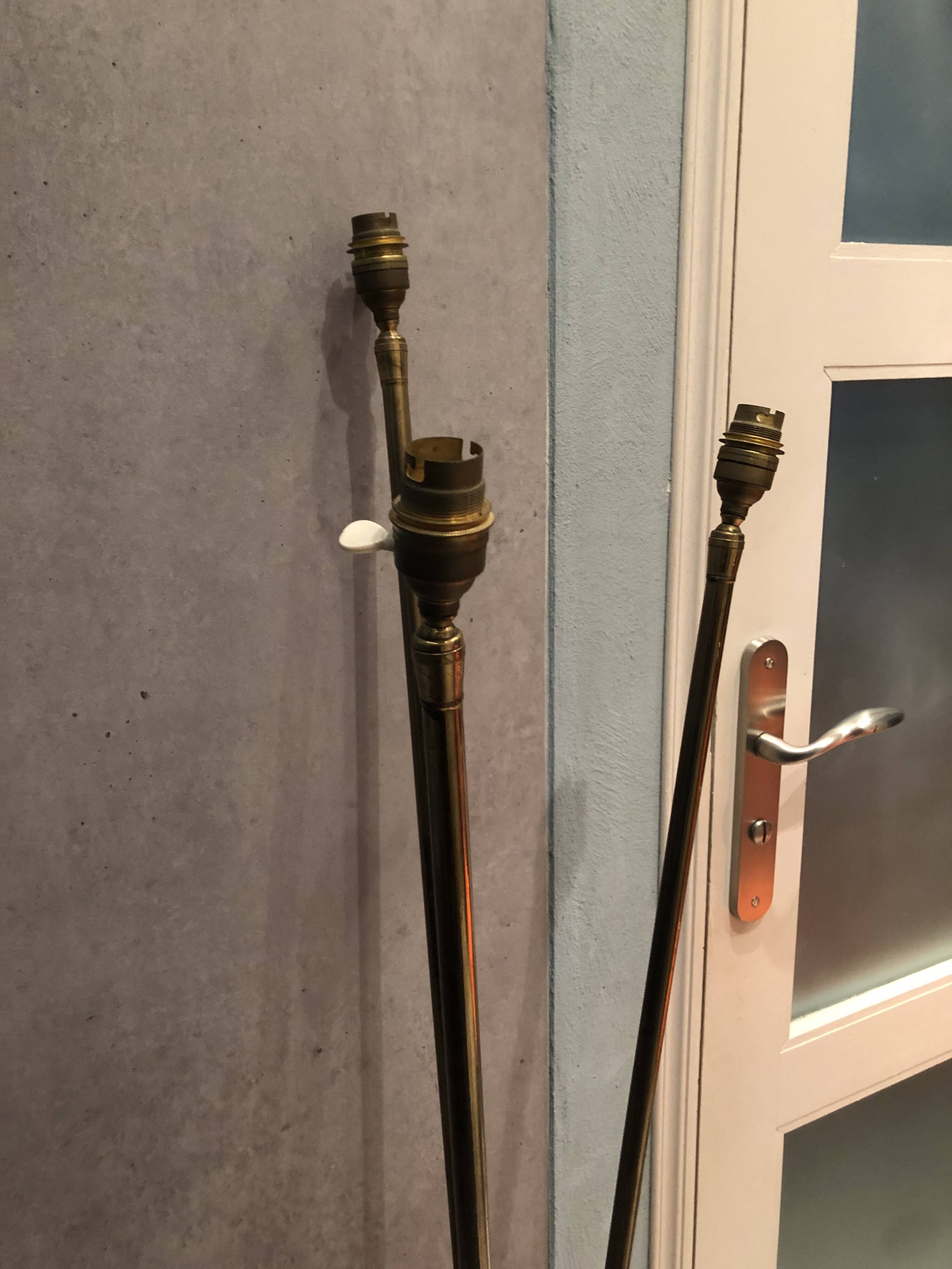 Coffee table / Floor lamp