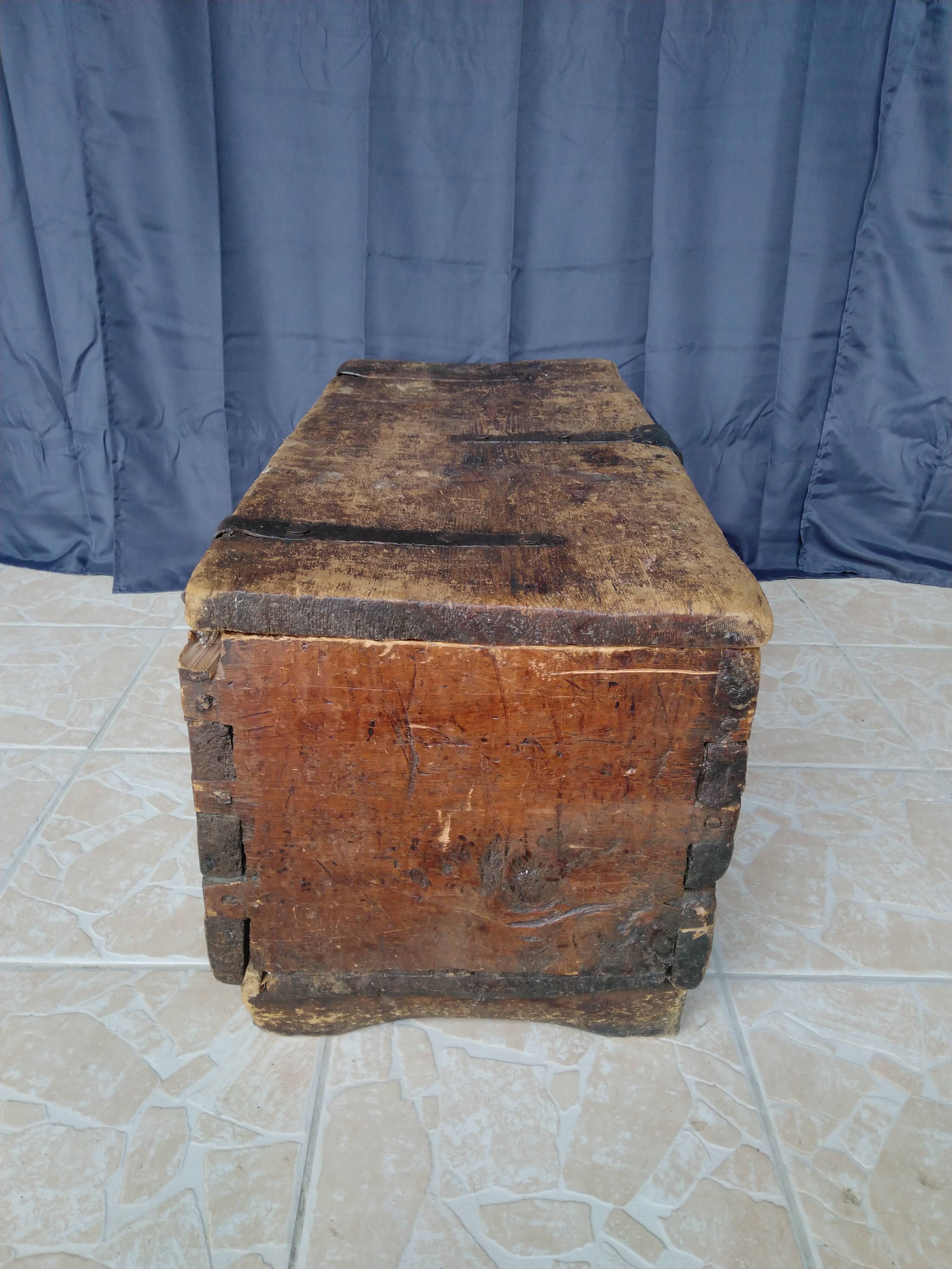 Queyras box in larch EIGHTEENTH