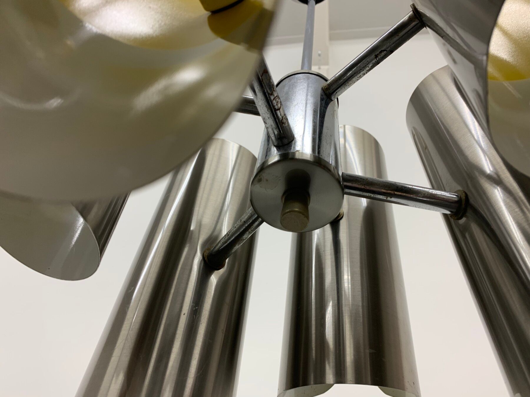 Space age suspension in 70s