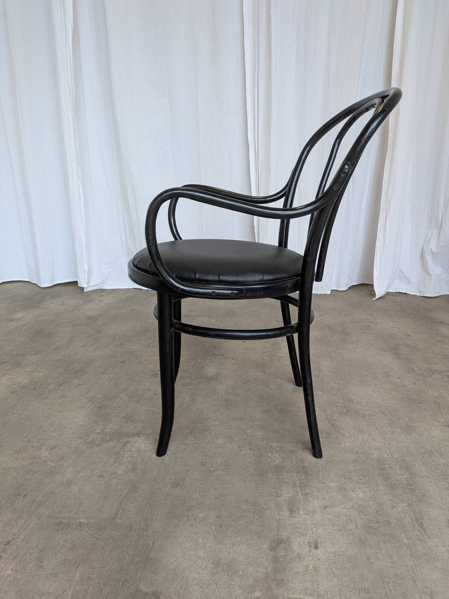 Set of 4 Mix&Match Thonet Style Dining Chairs / Black Bentwood Cane Chairs