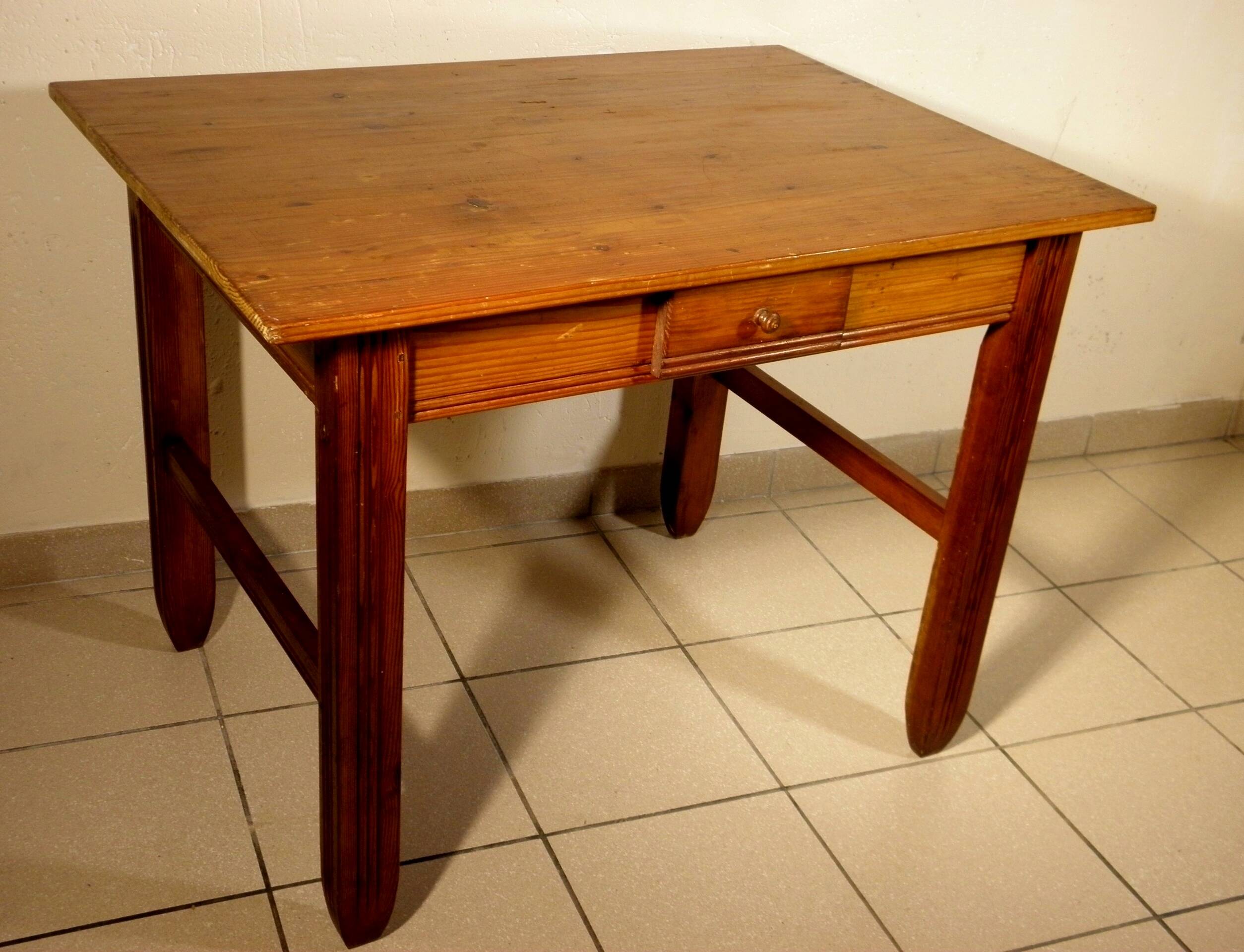 Pine farmhouse table