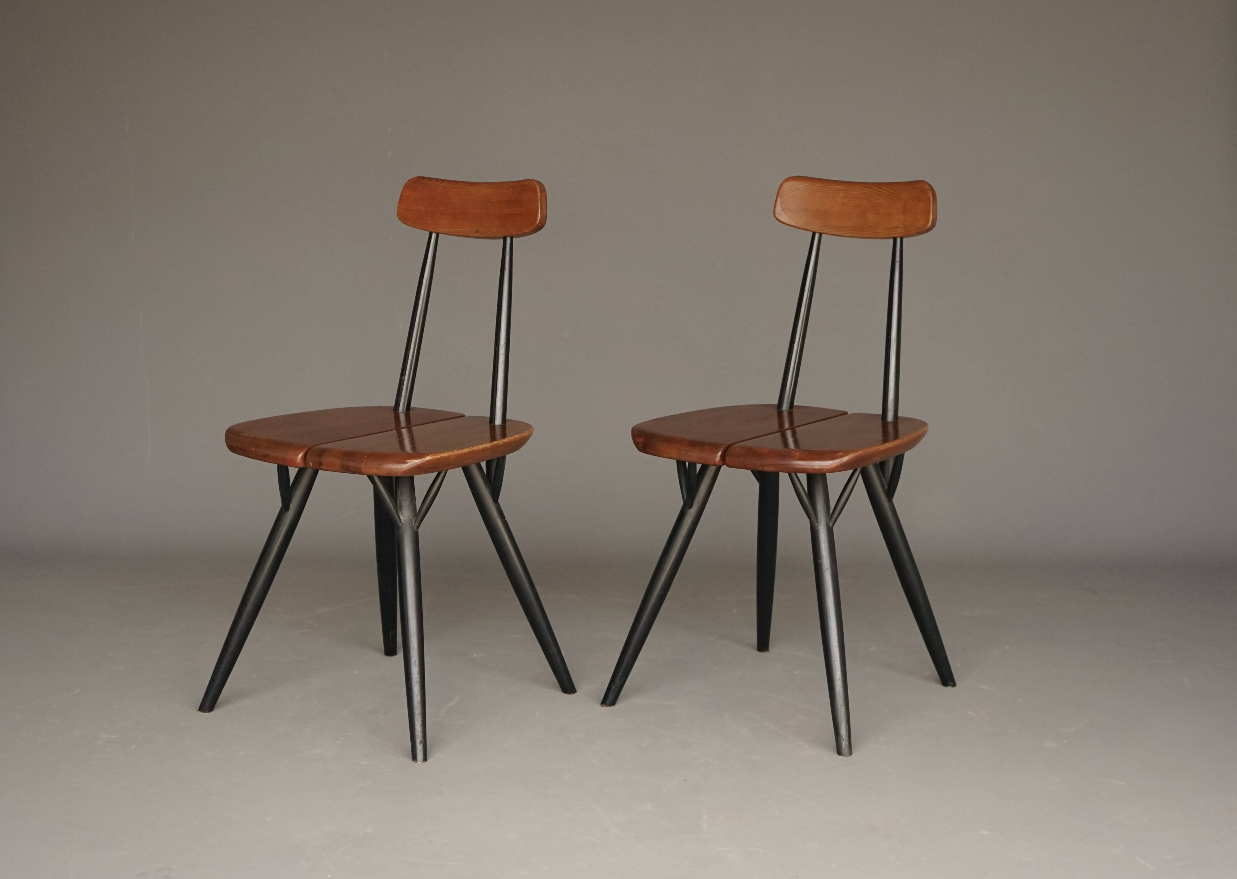 Chaises Pirkka par Ilmari Tapiovaara pour Laukaan Puu. années 1950