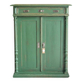 Antique cabinet in fir with green patina Metsä | Hector