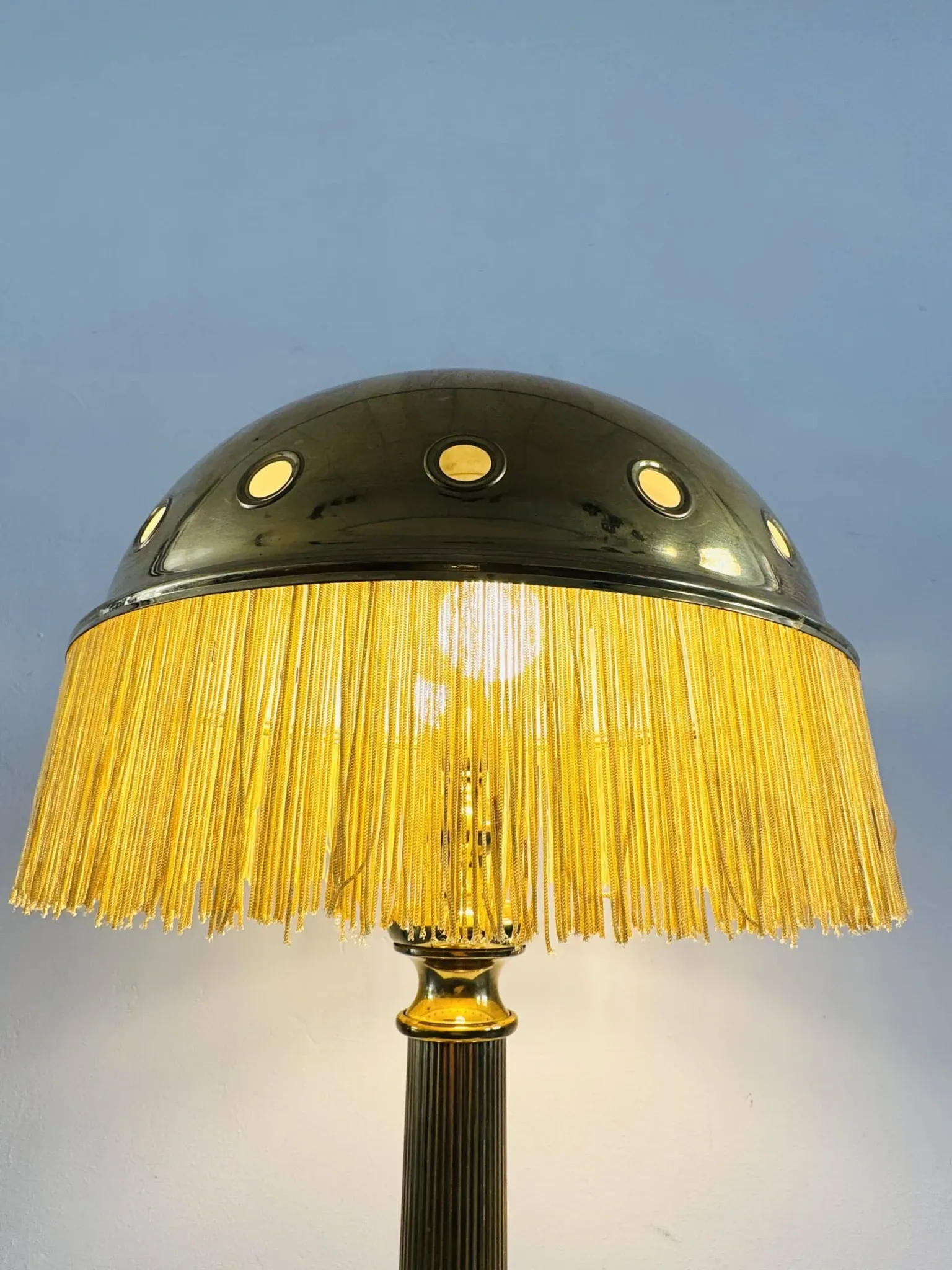 Lampe de table en laiton en forme de champignon par Sölken Leuchten, Allemagne, vers les années 1960.